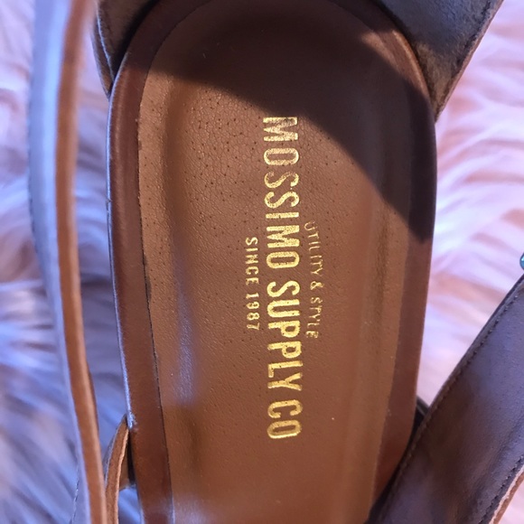 Mossimo  strappy tan high heel sandals - Picture 5 of 6